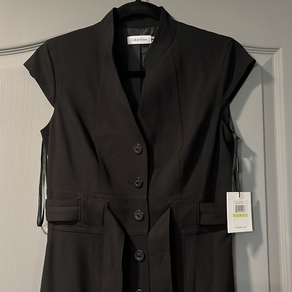 NWT - Calvin Klein Sleeveless Black Dress with full front buttons - size 4 - Picture 2 of 6